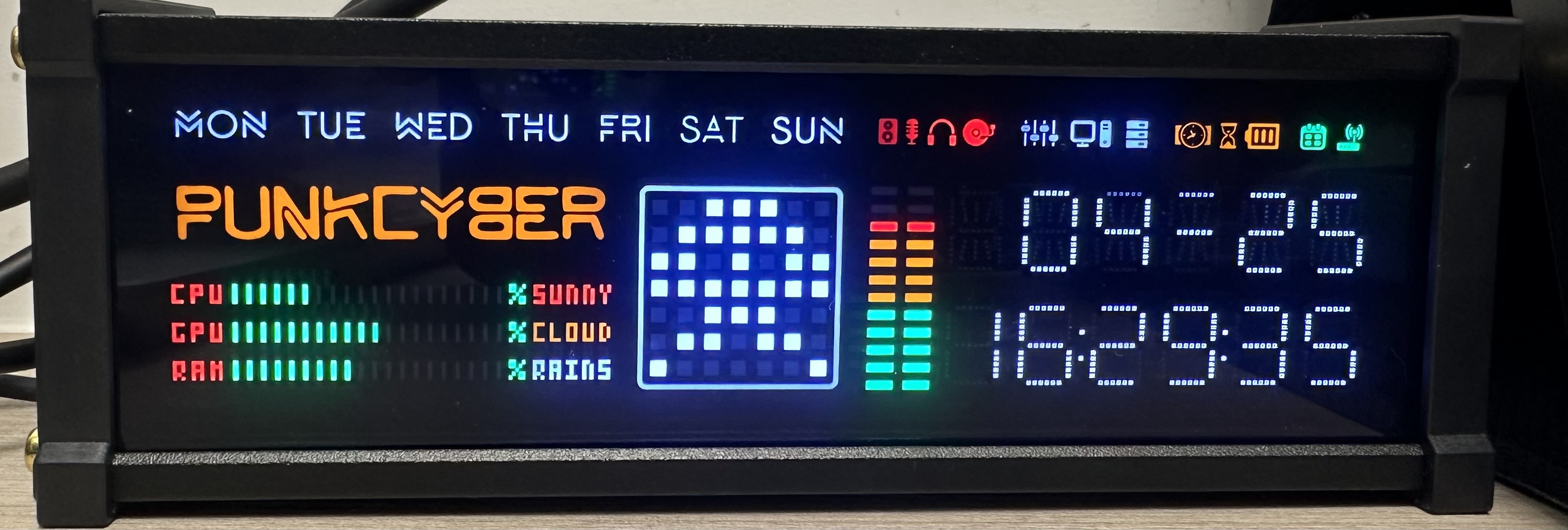 WFD Pro PUNKCYBER Clock