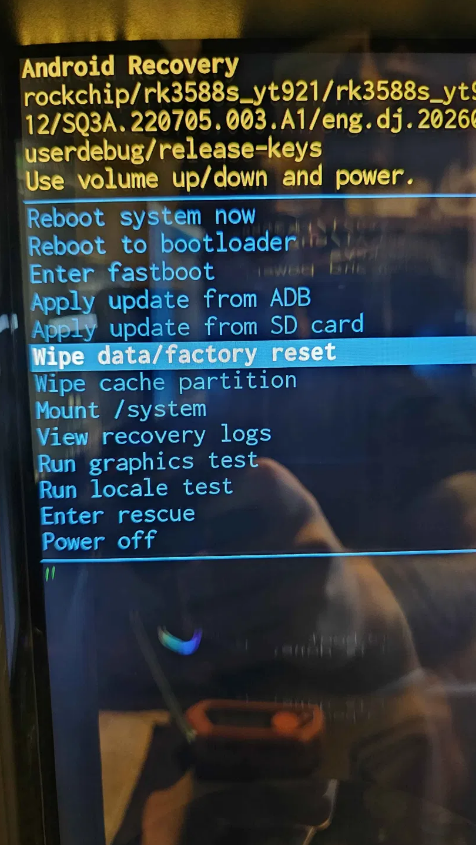 Android recovery menu with Wipe data/factory reset highlighted