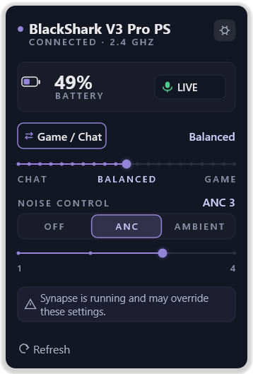 The tray panel: battery, microphone state, game/chat balance, and noise control